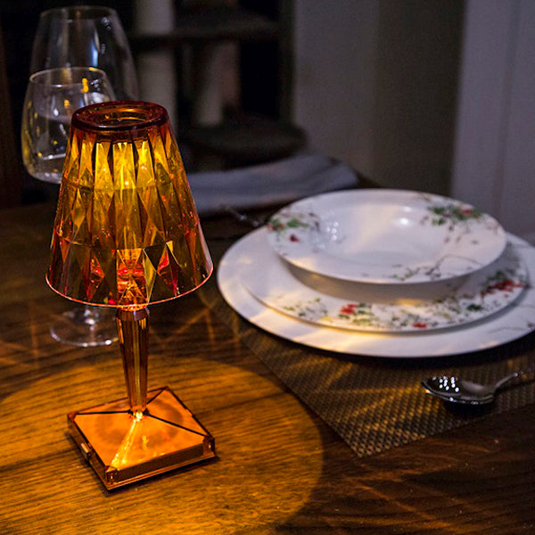 Kartell - BATERÍA TRANSPARENTE