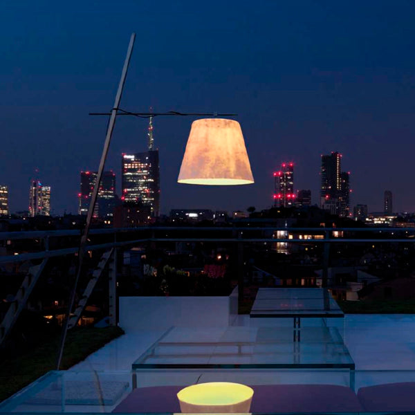 Lámpara de Pie Exterior Miami - Iluminación Exterior Elegante y Resistente