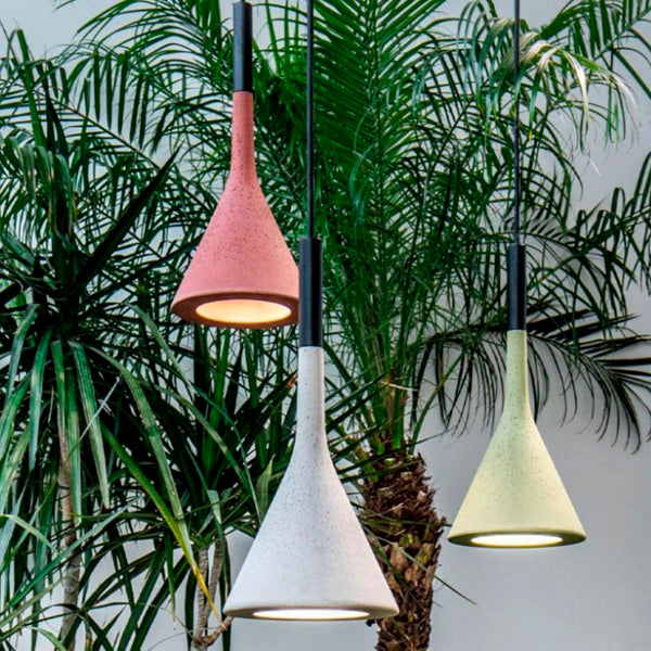 Aplomb Outdoor di Foscarini – La luce che scolpisce l’eleganza all’aperto