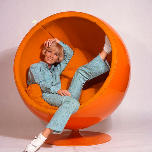 Silla Ball de Eero Aarnio Sillón – Icono del diseño espacial