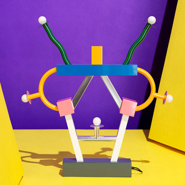 Lámpara de mesa Memphis Ashoka - Diseño icónico de Ettore Sottsass