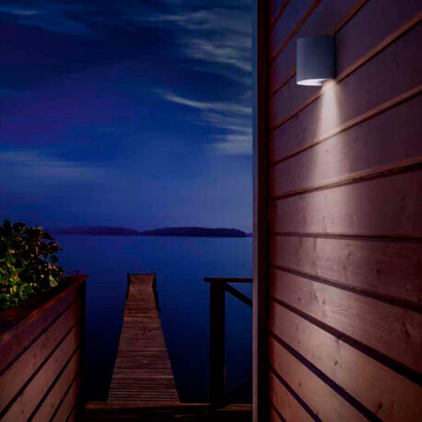 Faretto da Esterno a Parete con Emissione Verso il Basso 323 - 322 – Isyluce | Eleganza e Protezione IP54