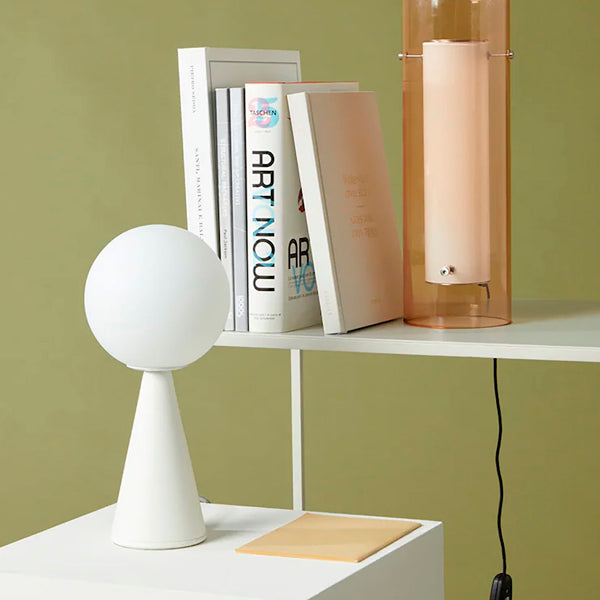 Lámpara de mesa Bilia Mini de FontanaArte - Diseño icónico de Gio Ponti