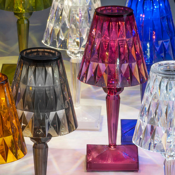 Kartell - BATERÍA TRANSPARENTE