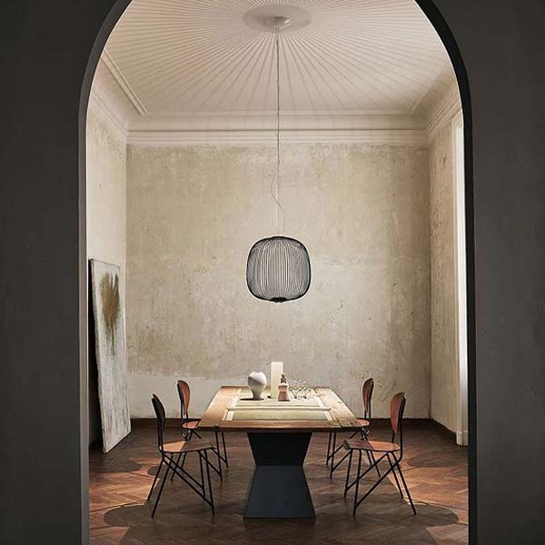 Spokes di Foscarini – La luce che danza tra leggerezza e poesia