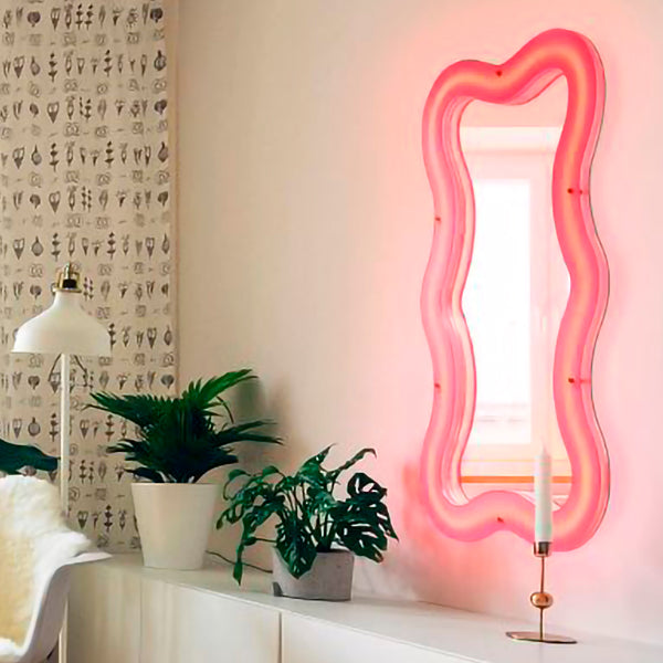 Specchio Seletti Supercurve Tiny Tall con Lampada – Design futuristico, funzionalità smart, impatto visivo garantito