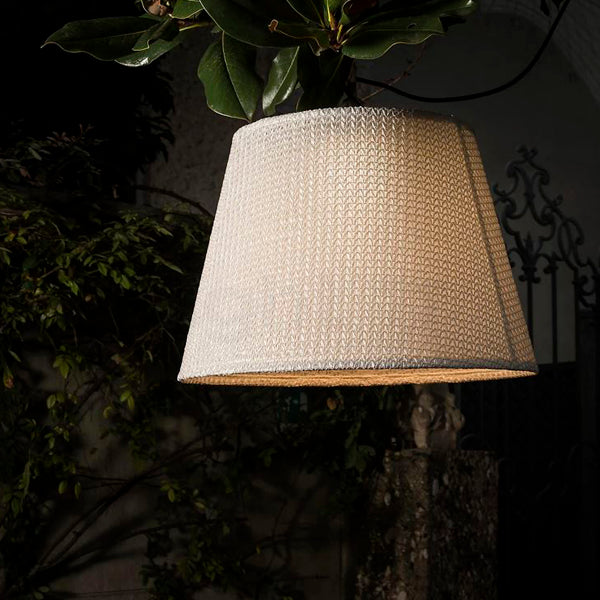 Artemide - Tolomeo Paralume Outdoor Hook: L'icona del design diventa nomade e leggera