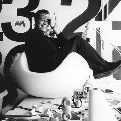 Sillón Eero Aarnio Pastil: diseño futurista y comodidad atemporal