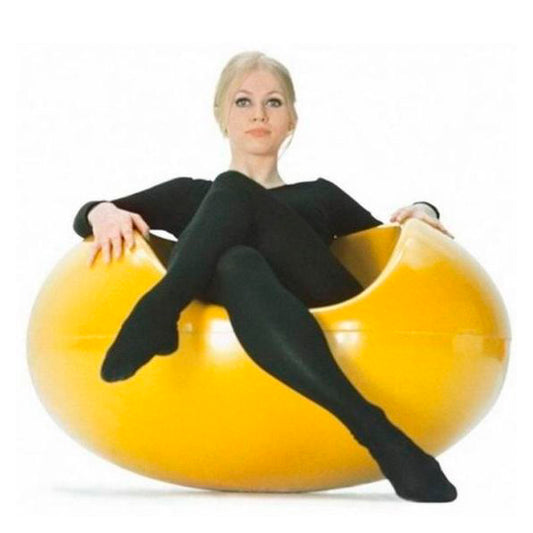Sillón Eero Aarnio Pastil: diseño futurista y comodidad atemporal